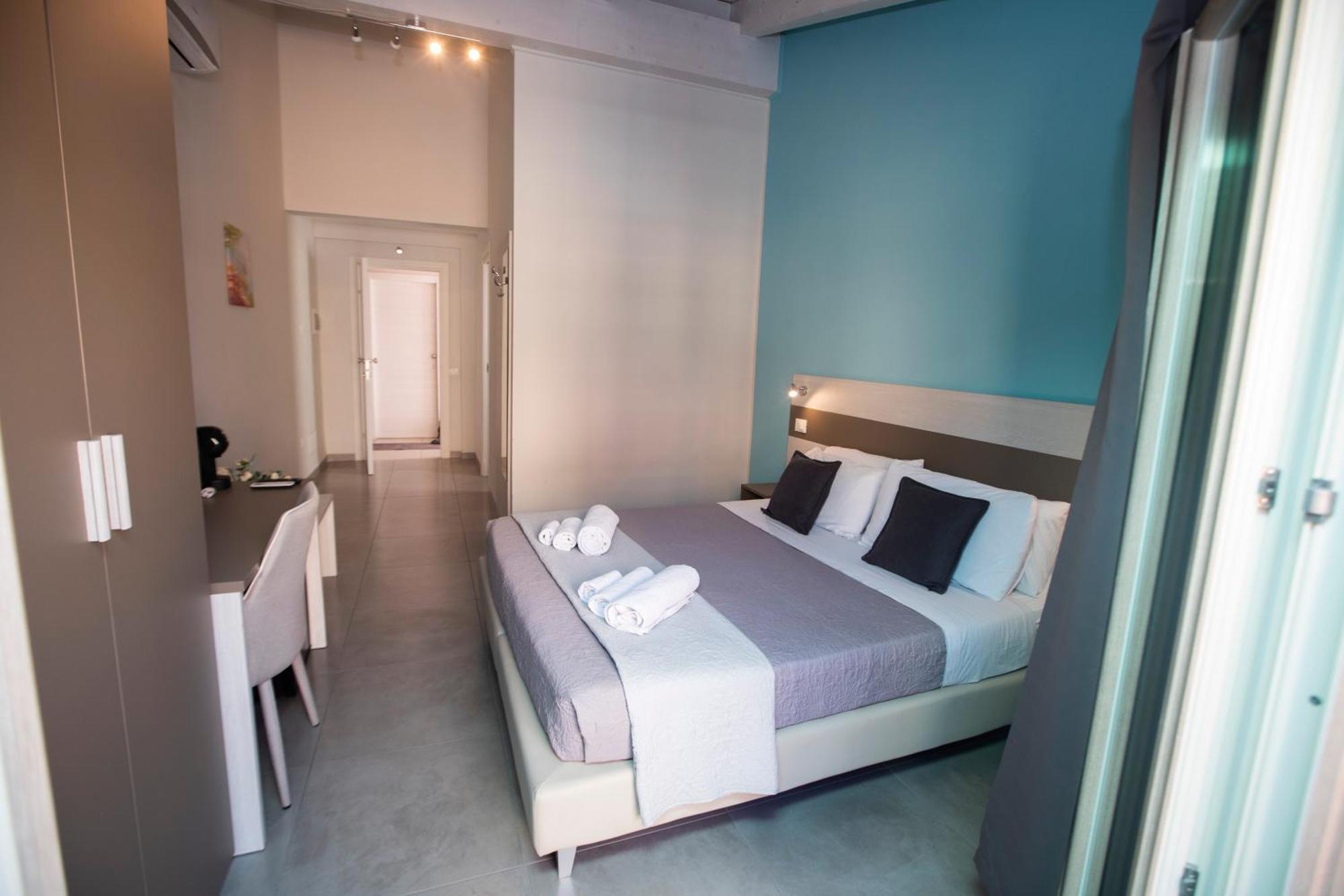 La Perla Amantea - Rooms & Apartaments Екстер'єр фото