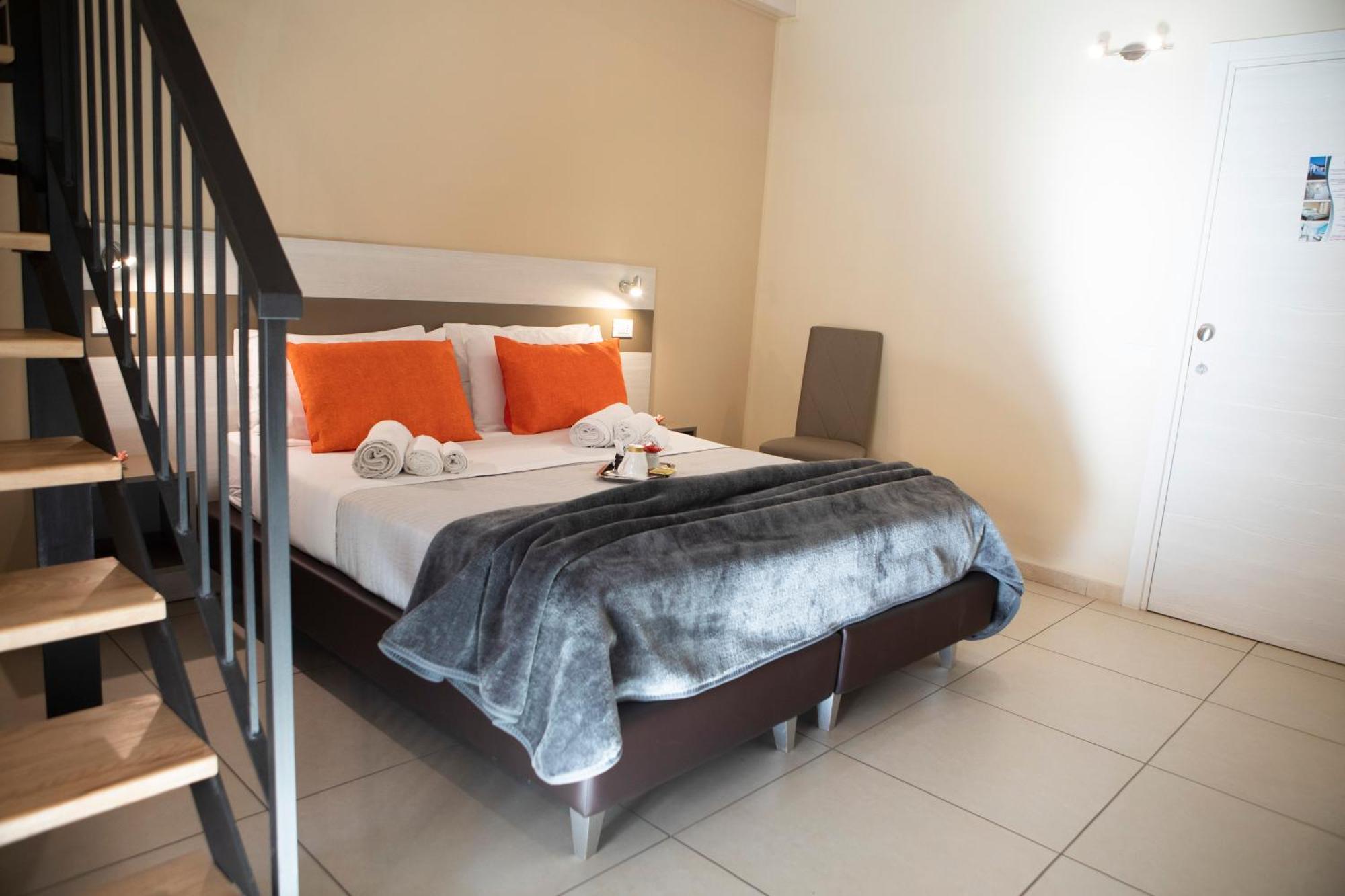 La Perla Amantea - Rooms & Apartaments Екстер'єр фото