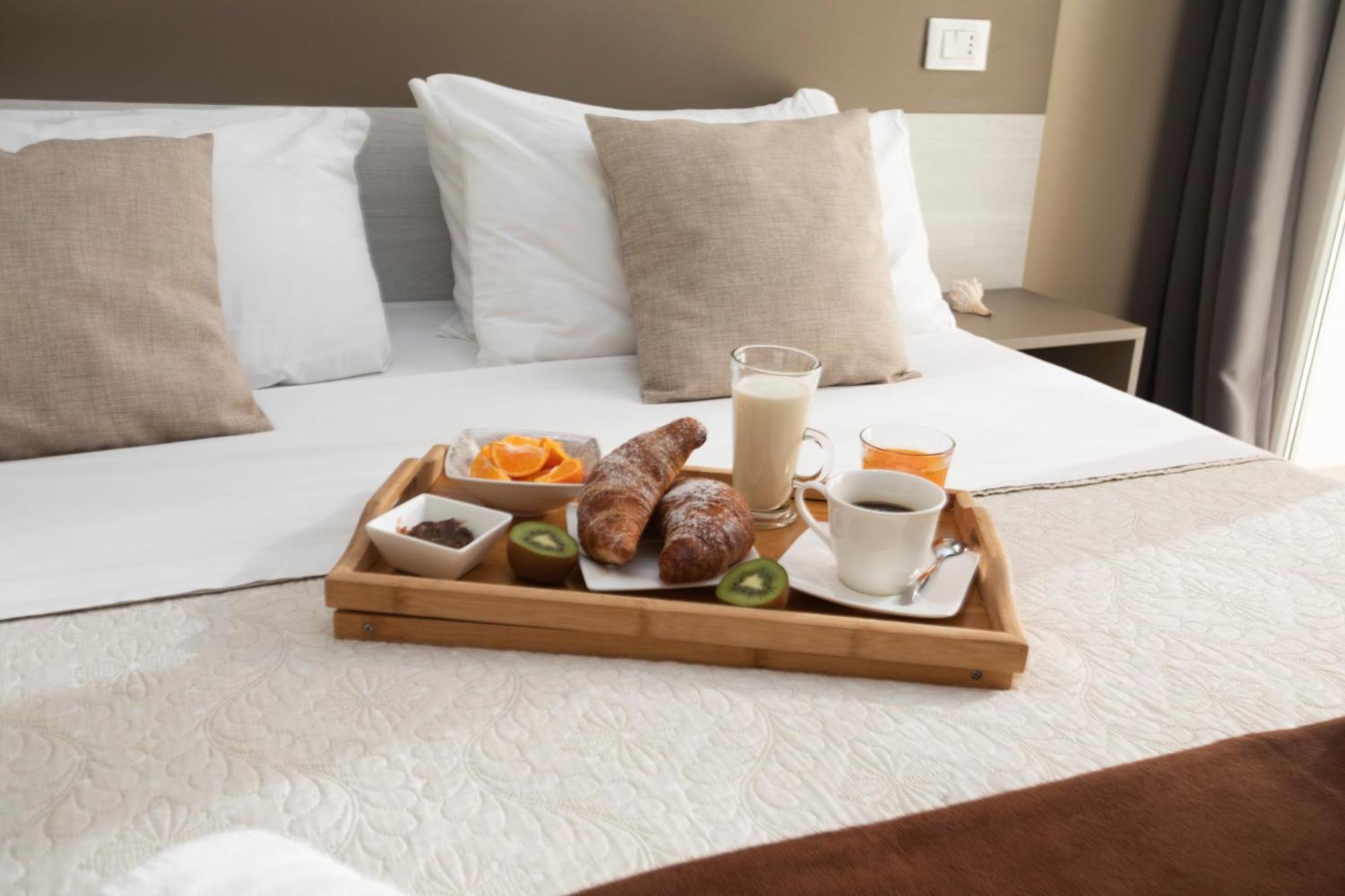 La Perla Amantea - Rooms & Apartaments Екстер'єр фото