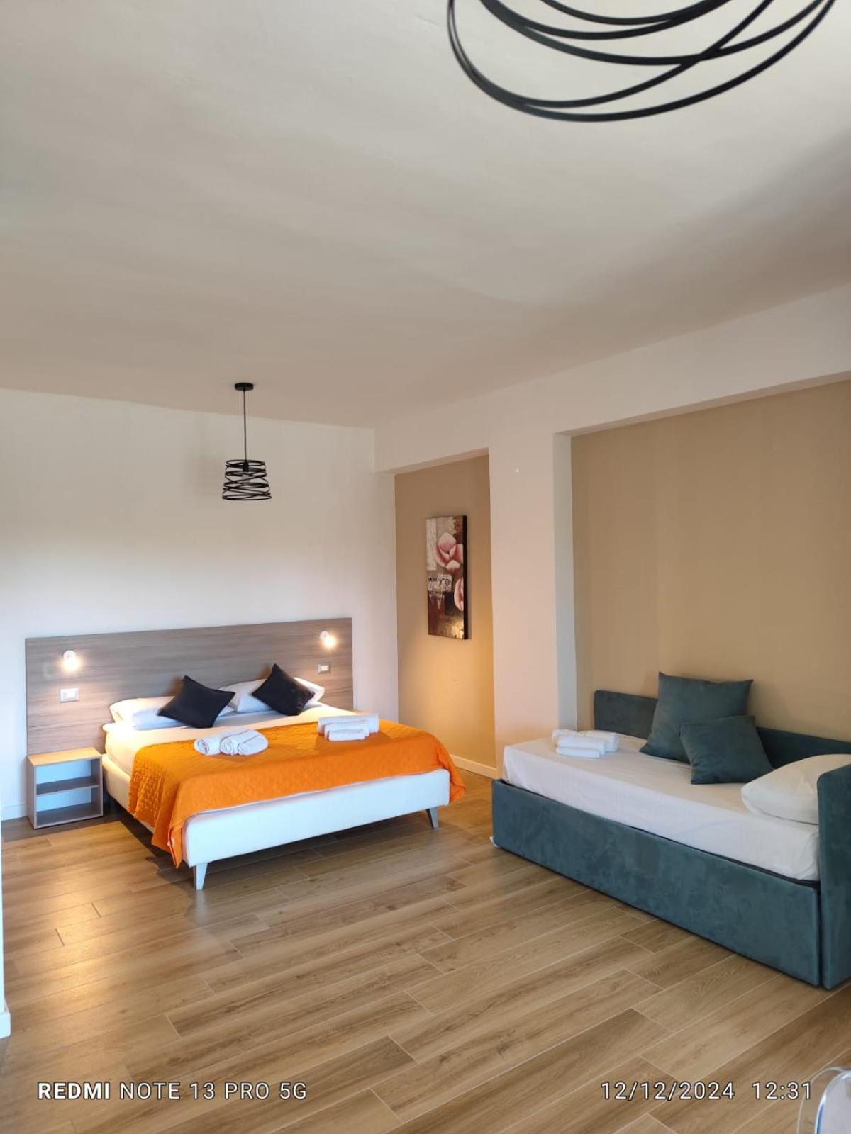 La Perla Amantea - Rooms & Apartaments Екстер'єр фото