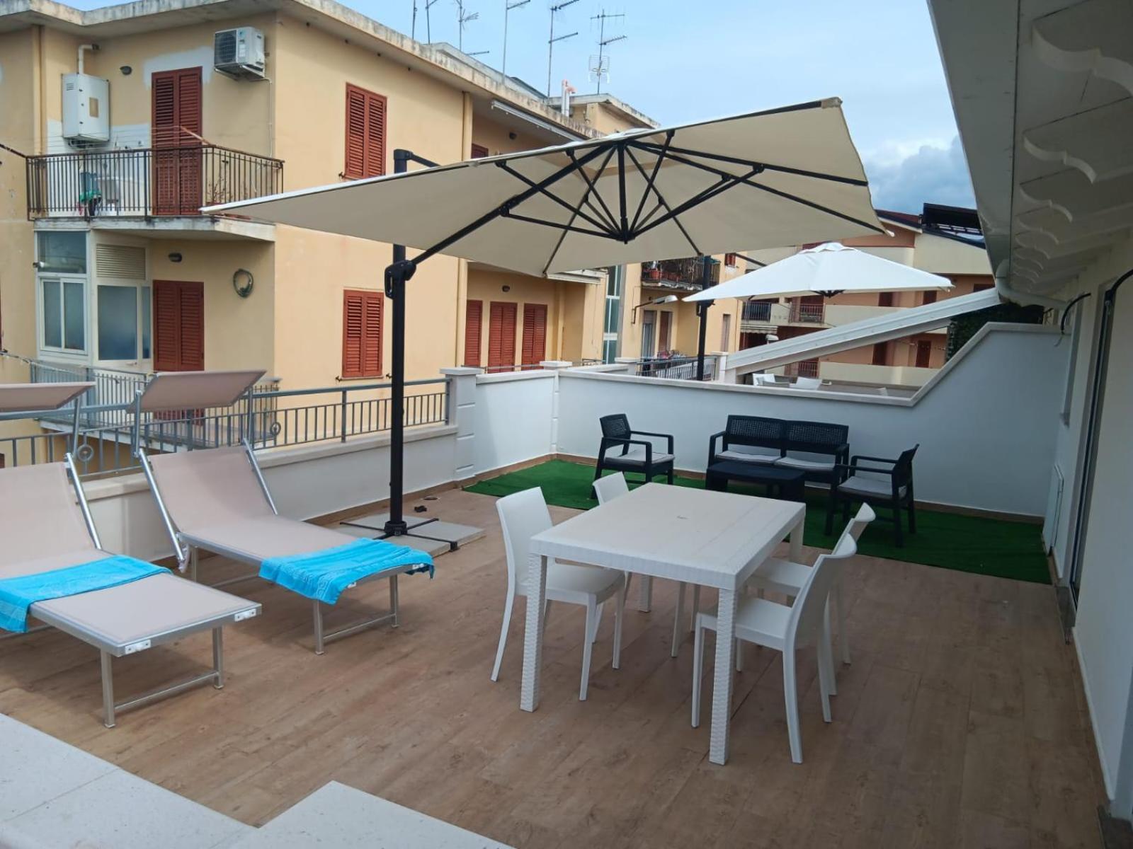 La Perla Amantea - Rooms & Apartaments Екстер'єр фото