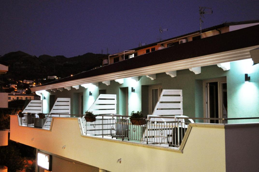 La Perla Amantea - Rooms & Apartaments Екстер'єр фото